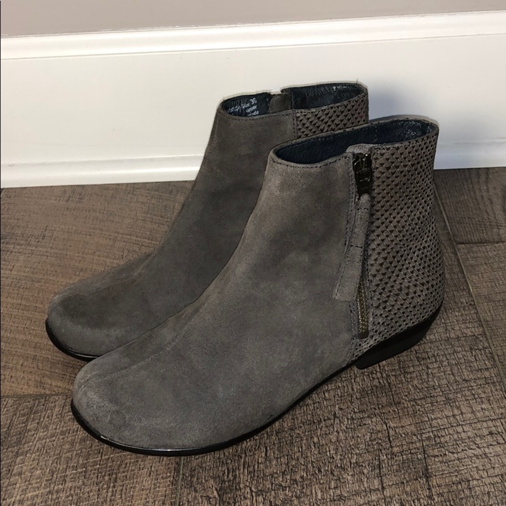 Dansko Grey Leather and Suede Ankle Boot